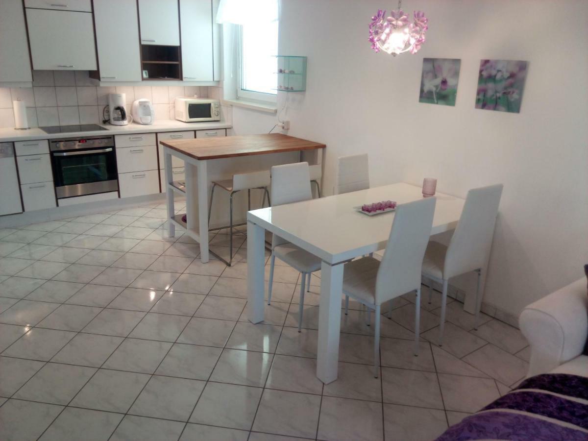 Orchidee Apartment Винер Нойдорф Екстериор снимка